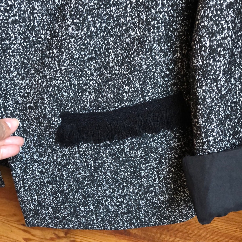 Limited Black and White colored Blazer - Picture 4 of 8